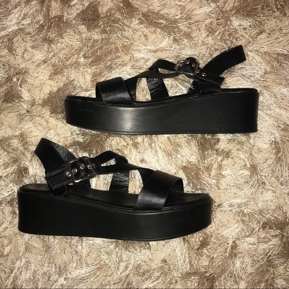 BAMBOO Shoes Size 7 Black Platforms Bamboo Brand Poshmark